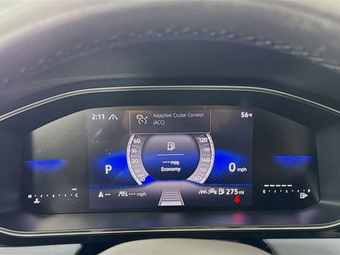 Certified 2025 Volkswagen Jetta SE w/ Sunroof Package image 15