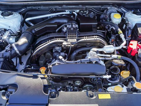 Used 2024 Subaru Crosstrek 2.5i Limited w/ Crosstrek Mirror Package image 26