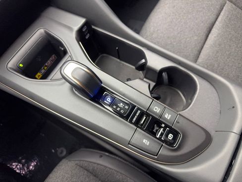 Used 2023 Toyota Crown XLE image 68