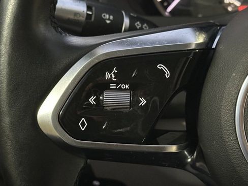 Used 2020 Jaguar XE S image 38