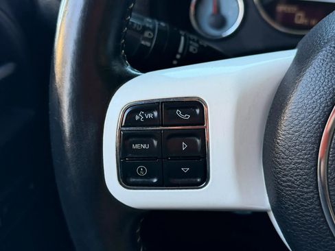 Used 2014 Jeep Wrangler Unlimited Sahara image 21