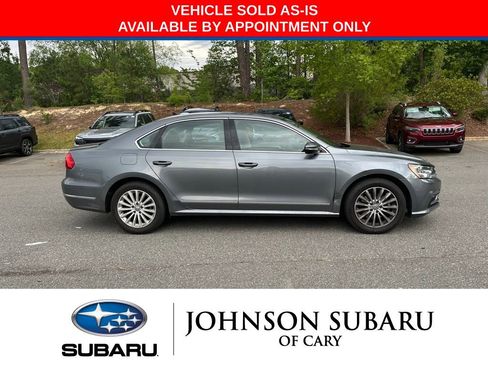 Used 2016 Volkswagen Passat 1.8T SE FWD image 3