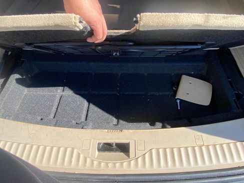 Used 2010 BMW 535i xDrive Wagon AWD/4WD image 42