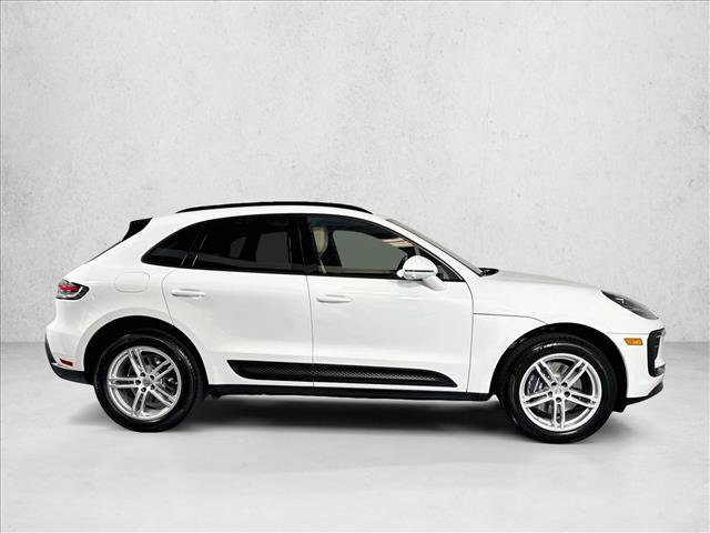 Certified 2026 Porsche Macan Turbo AWD/4WD image 8