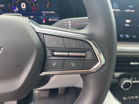 New 2025 Chevrolet Suburban Premier image 27