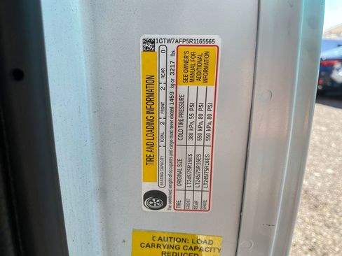 Used 2024 GMC Savana 2500 w/ Driver Convenience Package image 29