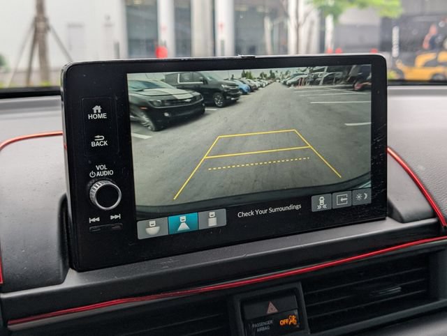 Used 2025 Honda Pilot EX-L image 22