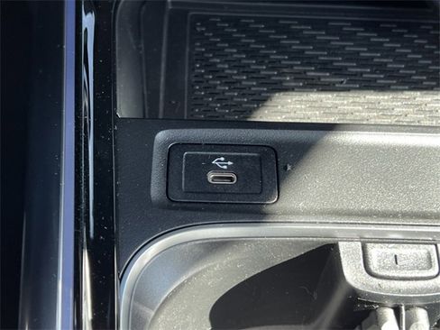 Certified 2025 Mercedes-Benz GLA 250 4MATIC image 25