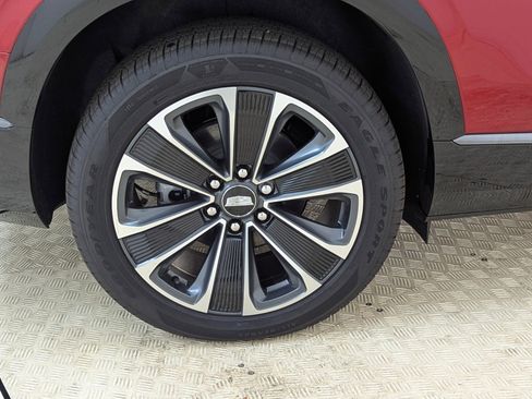 New 2026 Cadillac Vistiq Sport image 12