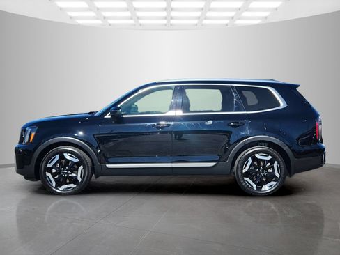Used 2023 Kia Telluride EX w/ EX Captain's Chair Package AWD/4WD image 4