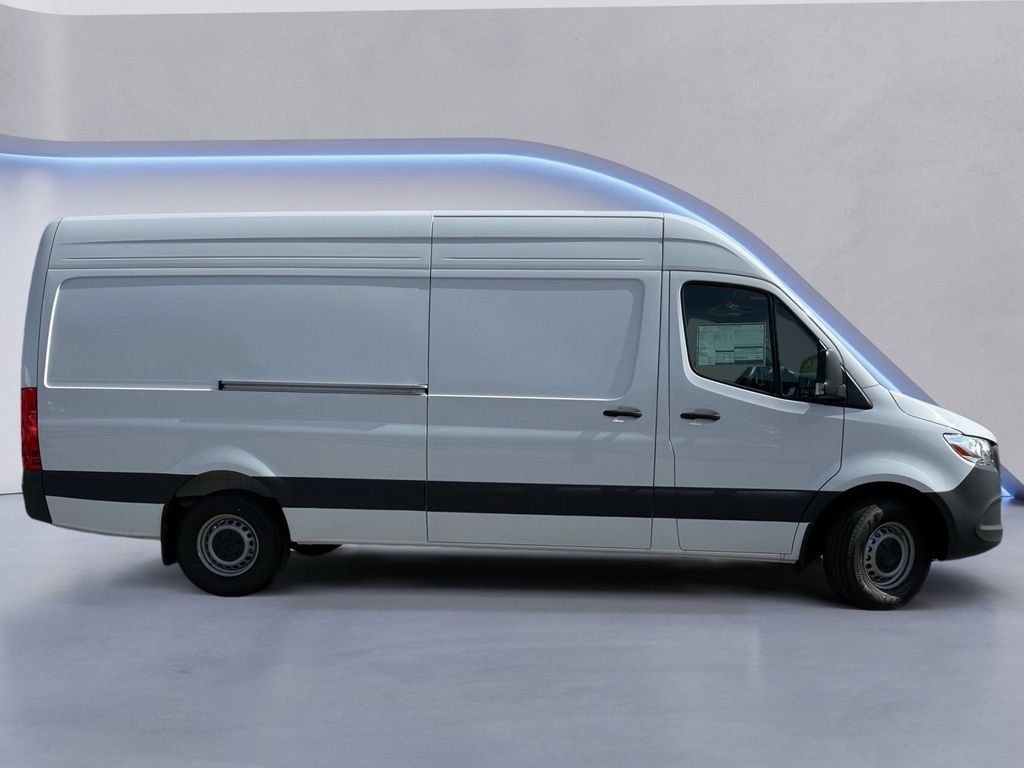 New 2026 Mercedes-Benz Sprinter 2500 image 3