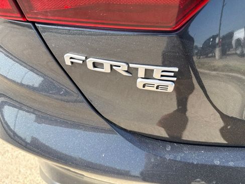 Used 2024 Kia Forte LX FWD image 10