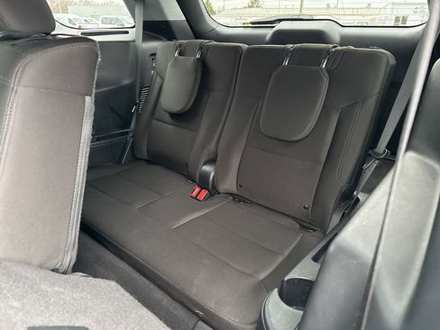 Used 2022 Ford Explorer XLT w/ Class IV Trailer Tow Package image 19