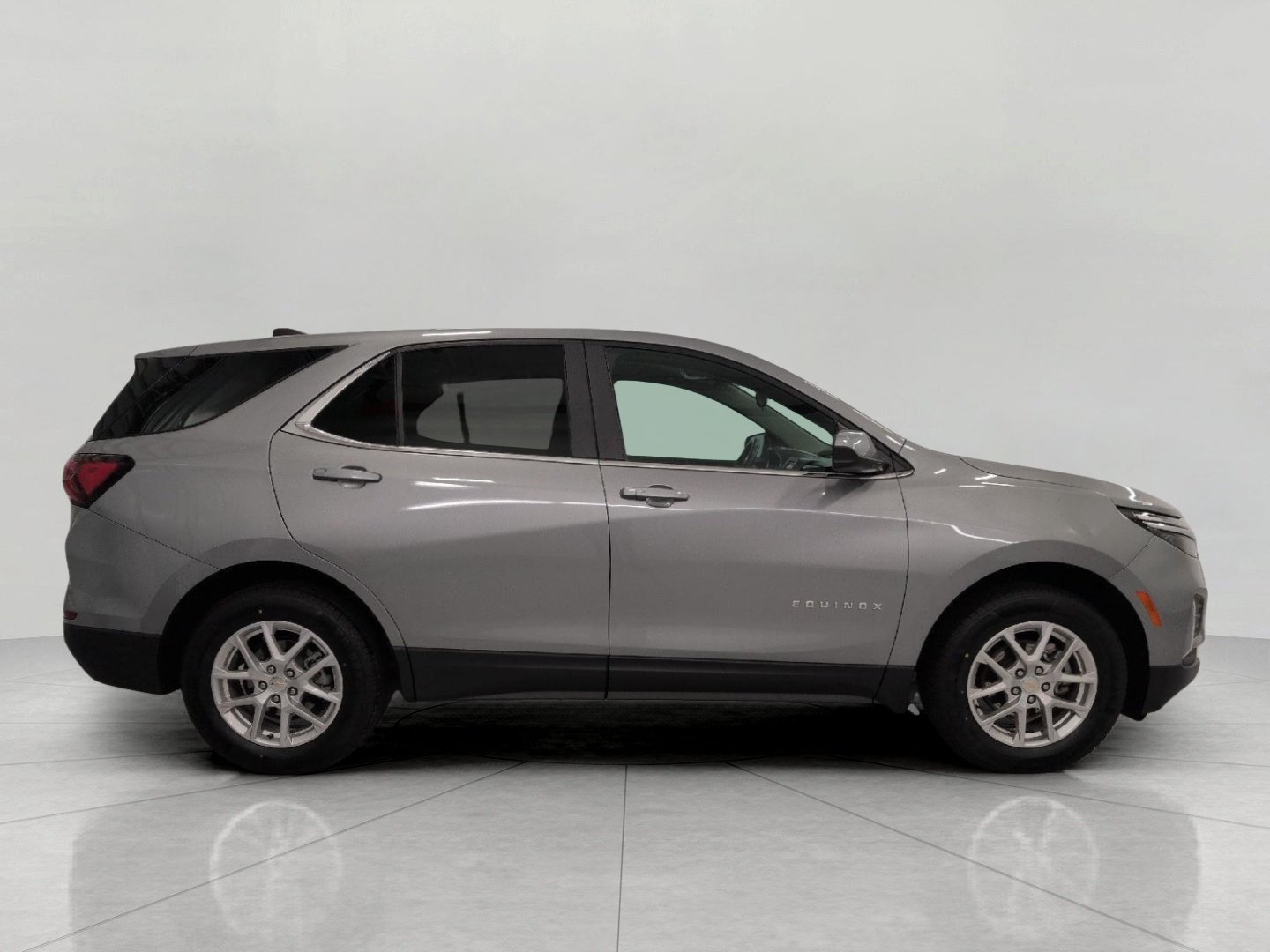 Used 2024 Chevrolet Equinox LT AWD/4WD image 11