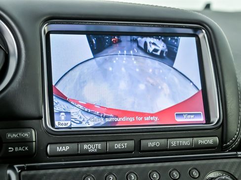 Used 2015 Nissan GT-R Black Edition image 30