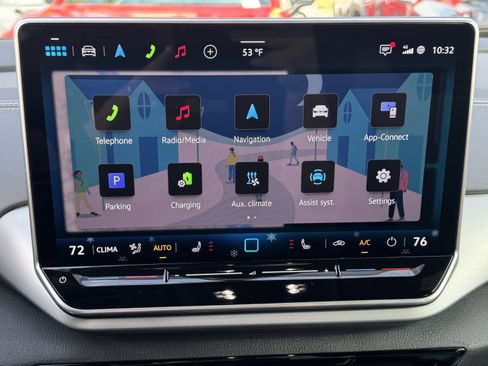 Certified 2025 Volkswagen ID.4 Pro image 42