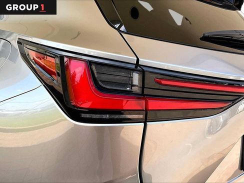 Used 2024 Lexus NX 250 FWD image 26
