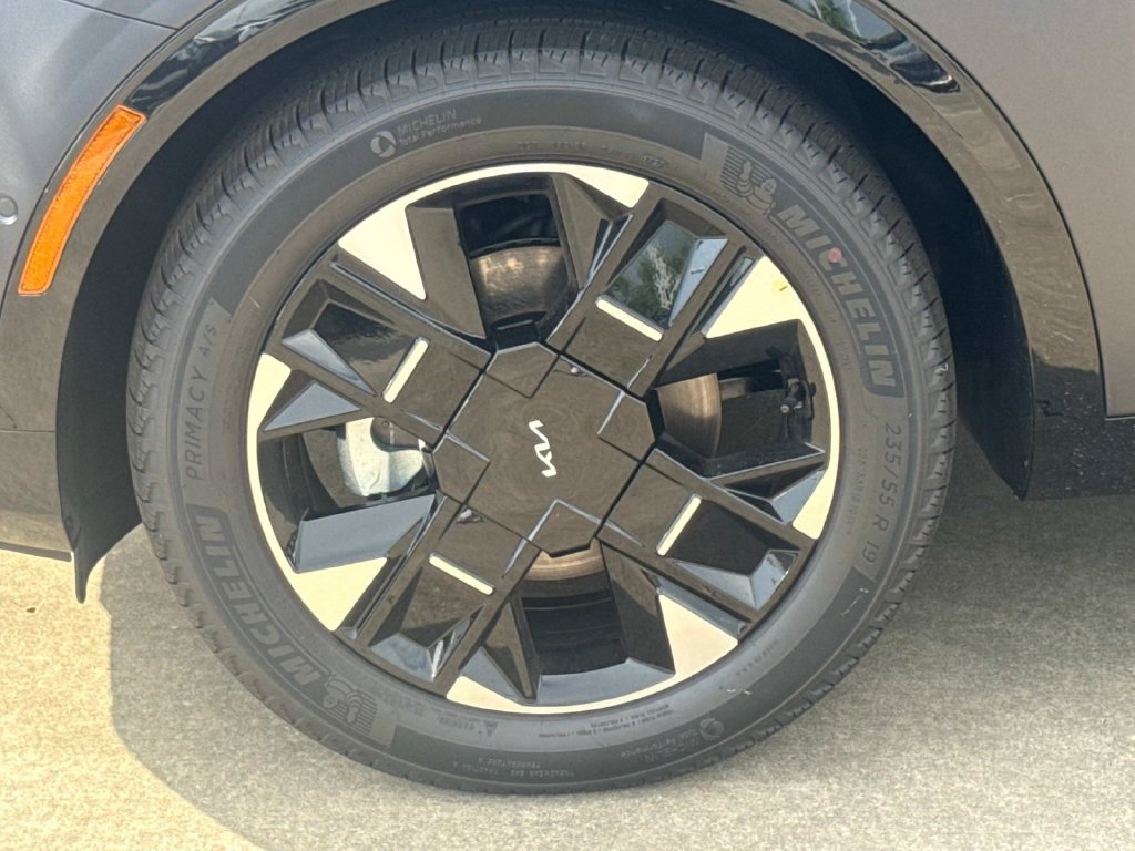 New 2026 Kia Sportage SX FWD image 4