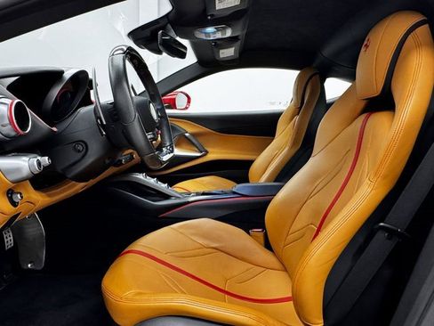 Used 2020 Ferrari 812 Superfast image 17