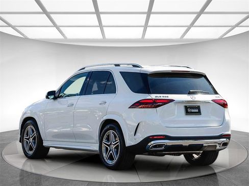 New 2026 Mercedes-Benz GLE 580 GLE 580 image 2