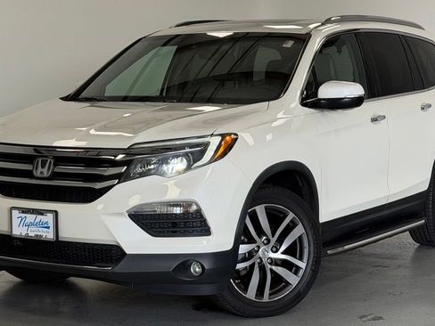 Used 2017 Honda Pilot Elite image 1