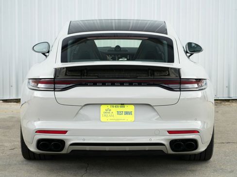 Used 2022 Porsche Panamera 4S w/ Premium Package image 58