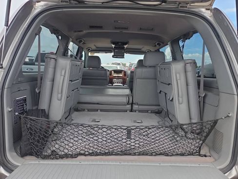 Used 2004 Toyota Land Cruiser AWD/4WD image 7
