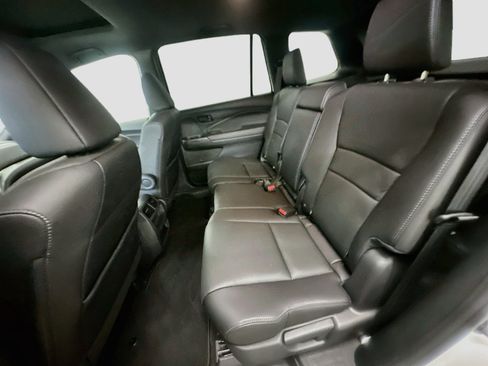 Used 2023 Honda Passport EX-L image 29