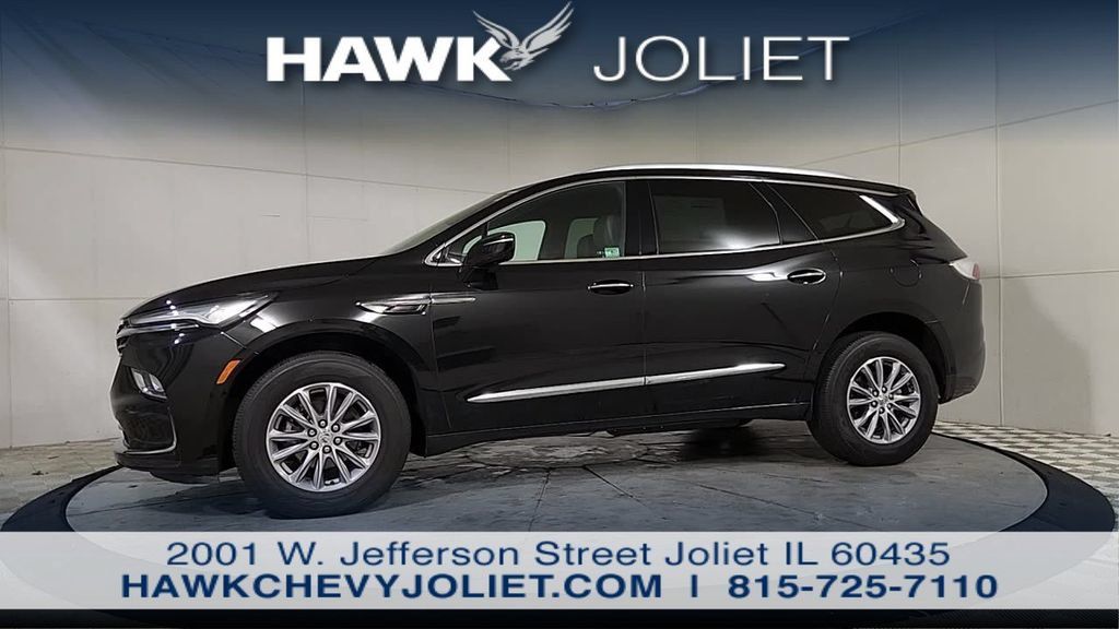 Used 2024 Buick Enclave Premium FWD image 4