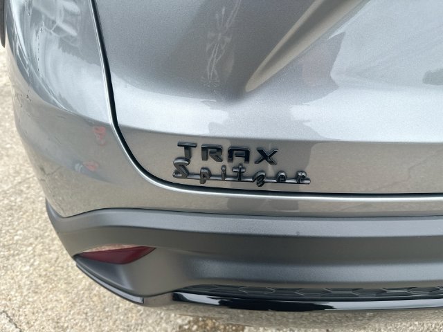 Used 2024 Chevrolet Trax RS FWD image 51