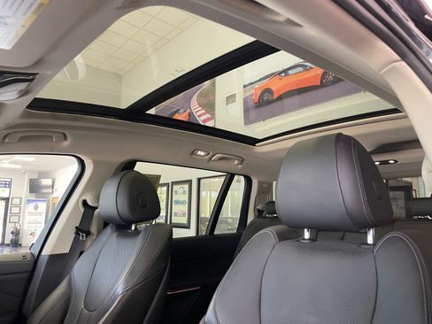 Used 2020 BMW X7 xDrive40i w/ Premium Package AWD/4WD image 28