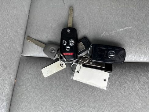 Used 2015 Acura TLX FWD image 31
