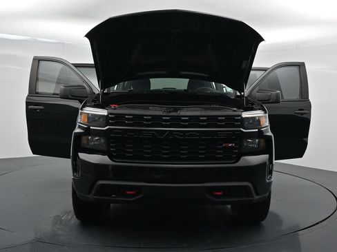 Used 2022 Chevrolet Silverado 1500 Custom Trail Boss w/ Midnight Edition AWD/4WD image 36