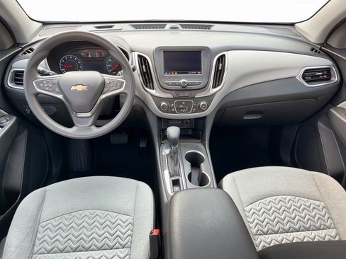 Certified 2024 Chevrolet Equinox LS FWD image 17