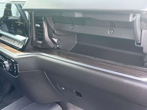 Used 2025 Chevrolet Silverado 2500 LT w/ All Star Edition image 30