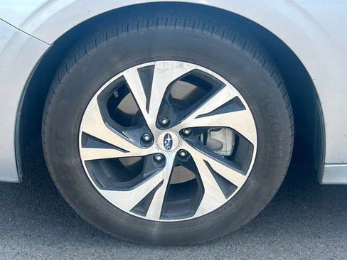 Used 2024 Subaru Legacy Premium AWD/4WD image 12
