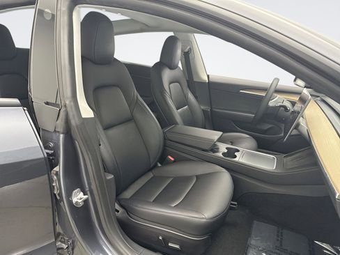 Used 2022 Tesla Model 3 Performance image 17