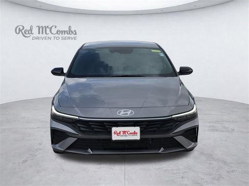 New 2025 Hyundai Elantra SEL FWD image 8