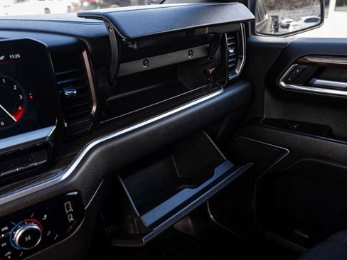 Used 2022 GMC Sierra 1500 Elevation image 19