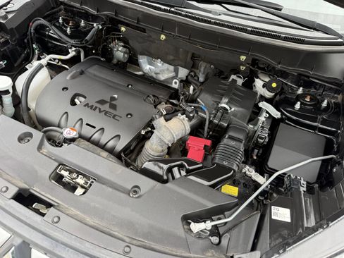 Used 2024 Mitsubishi Outlander Sport AWD image 32