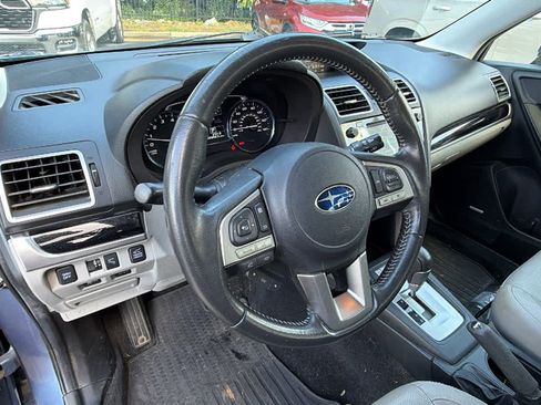 Used 2017 Subaru Forester 2.5i Limited AWD/4WD image 10