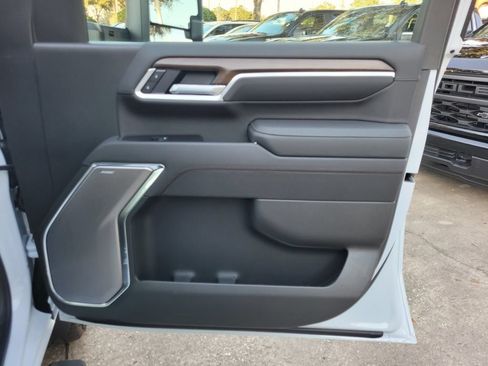 New 2026 Chevrolet Silverado 2500 High Country w/ Technology Package AWD/4WD image 17