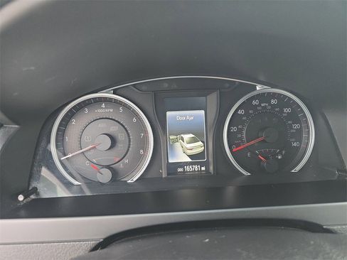 Used 2017 Toyota Camry XSE image 35