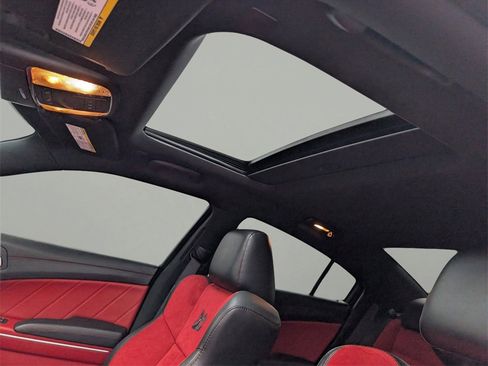 Used 2022 Dodge Charger Scat Pack image 18