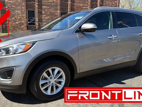 Used 2017 Kia Sorento LX FWD image 1