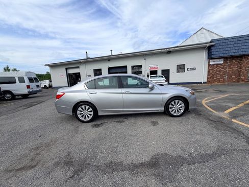 Used 2014 Honda Accord EX image 26
