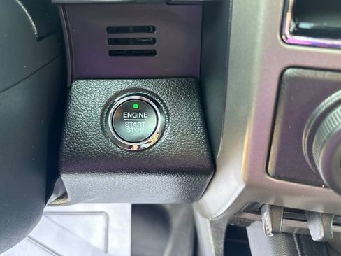 Used 2021 Ford Expedition Max XLT AWD/4WD image 7