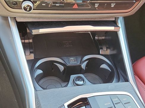 Used 2026 BMW 330i xDrive Sedan w/ Convenience Package image 25