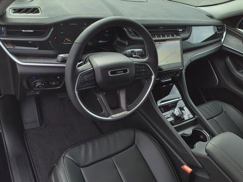 New 2024 Jeep Grand Cherokee Limited 4xe w/ Luxury Tech Group II image 11