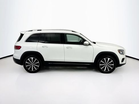 Used 2023 Mercedes-Benz GLB 250 image 4